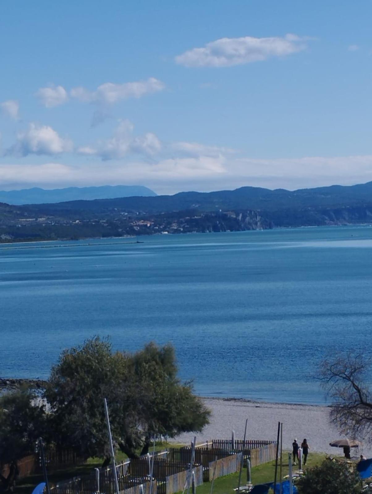 Appartamento Luxury Vista Mare Per 6 Persone A Marina Julia Εξωτερικό φωτογραφία